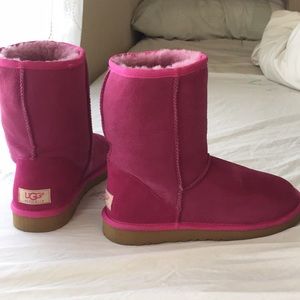 Pink Uggs 100% AUTHENTIC
